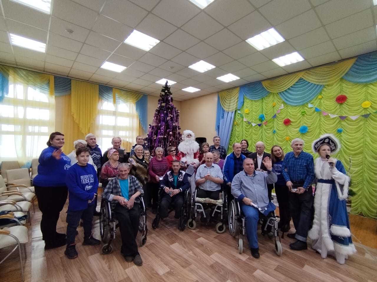 «Волонтеры победы» посетили Чкаловский дом-интернат