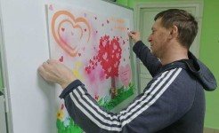 Изготовление стенгазеты «От сердца к сердцу»