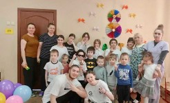 В день 8 Марта в нашем Центре прошла интересная и веселая конкурсно-игровая программа "Классные девчонки"