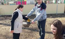 Совместная уборка территории