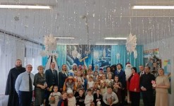 "Ёлка желаний-2025" в СРЦН "Родник"