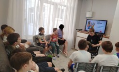 «Поэт страны детства»!