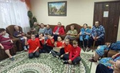 Спектакль "Лето глазами детей"