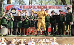 Концертная программа от Нижегородского Гвардейского Высшего военно-инженерного командного Ковельского Краснознаменного училища.