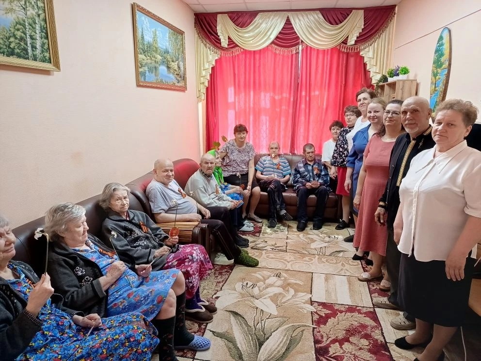 Праздничная программа от артистов Стексовского Дома культуры