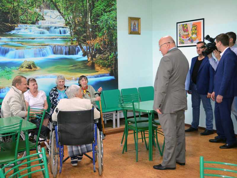 Губернатор Валерий Шанцев посетил учреждение