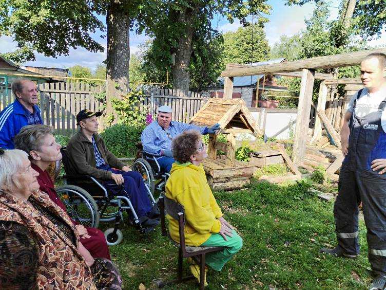 Проживающие Чкаловского дома-интерната встретились  с удивительным человеком