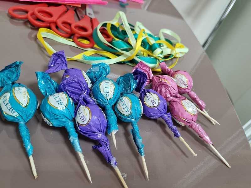 Букеты из конфет мастер-класс: лучшие МК по цветам из конфет