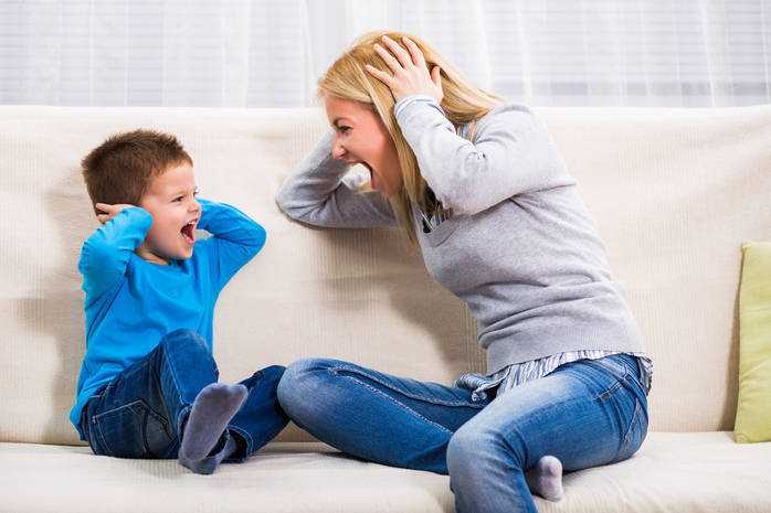 Почему ребёнок плохо себя ведёт?