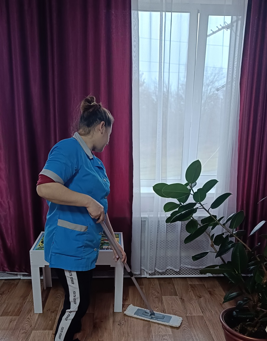 Помощник по уходу