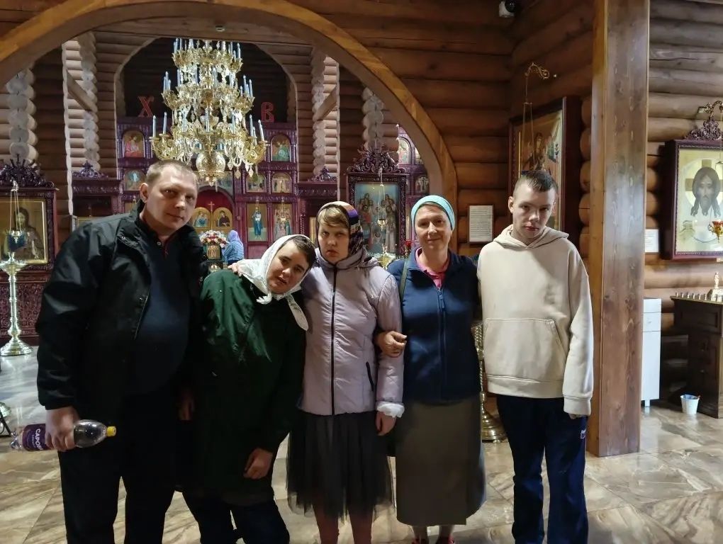 Каждую пятницу наши ребята ходят в храм