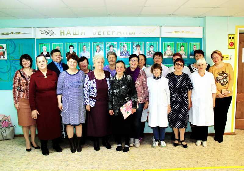 Пусть осень жизни будет золотой