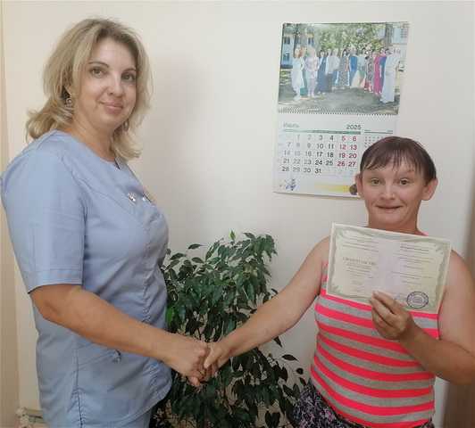 Вручение свидетельств нашим проживающим