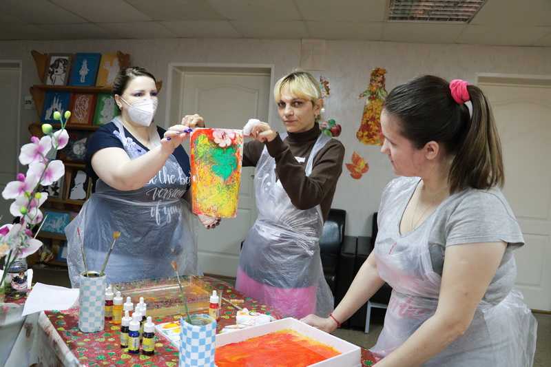 Танцующие краски Эбру