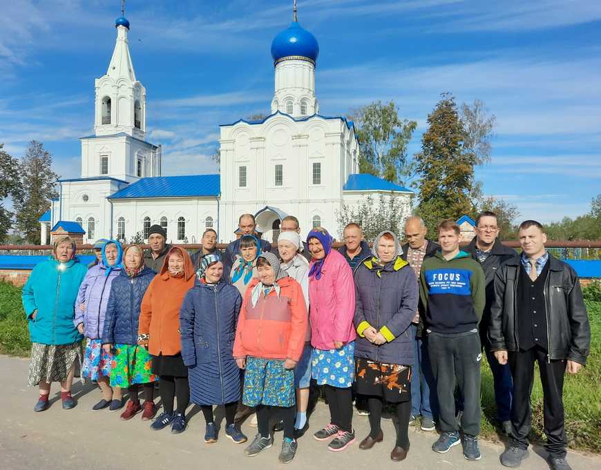 Посещение храма в честь Казанской иконы Божьей Матери 