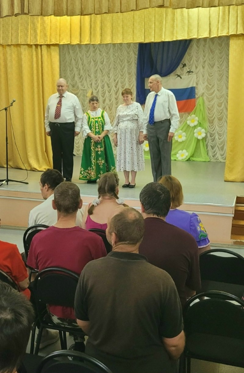 ? Мелодии Родины: Праздничный концерт ко Дню России ??