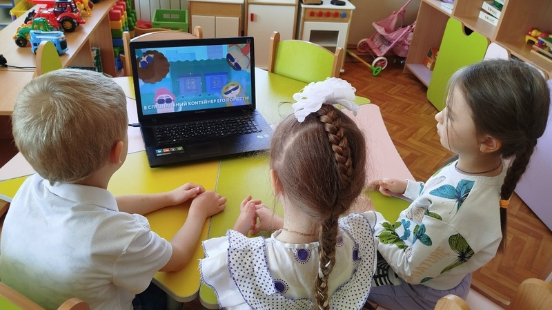 Юные помощники Земли