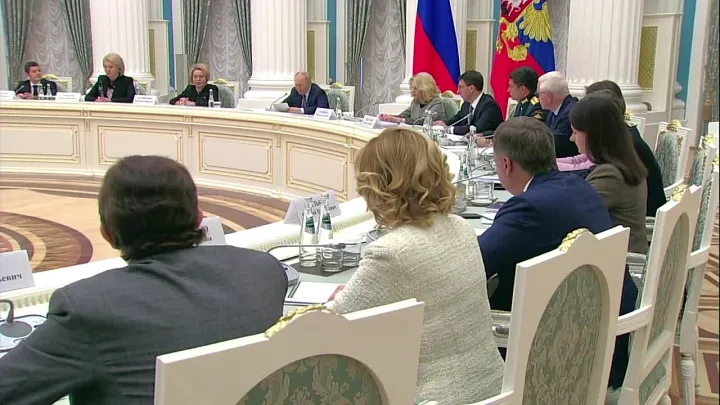 Владимир Путин высоко оценил нижегородский опыт поддержки семей.