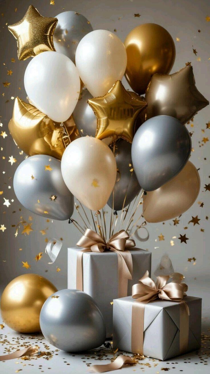 Поздравляем с Днем Рождения получателей социальных услуг.