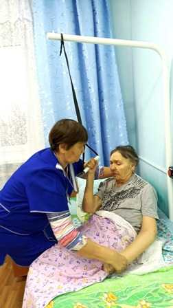 Организация ухода за пожилыми с признаками деменции