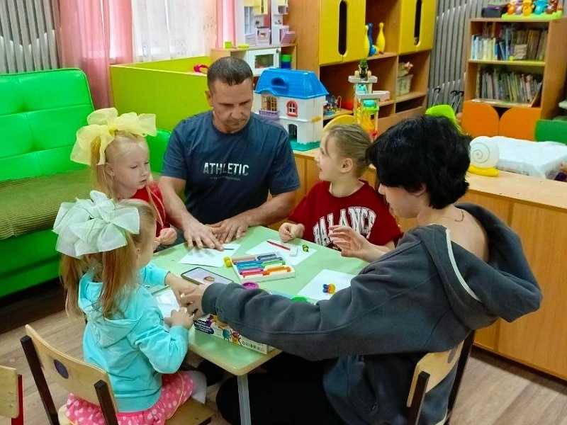 Счастливые моменты общения с нашими друзьями-волонтерами ребята надолго запоминают