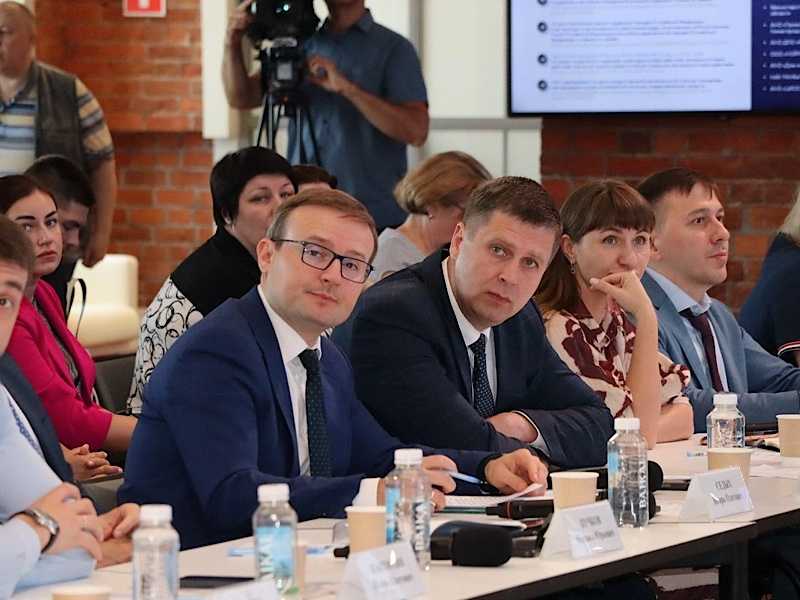 Тему системного инклюзивного образования обсудили в Нижегородской области