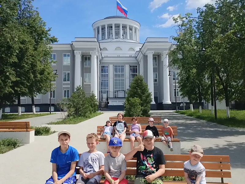 Ребята сегодня отправились в познавательное путешествие по Дзержинску