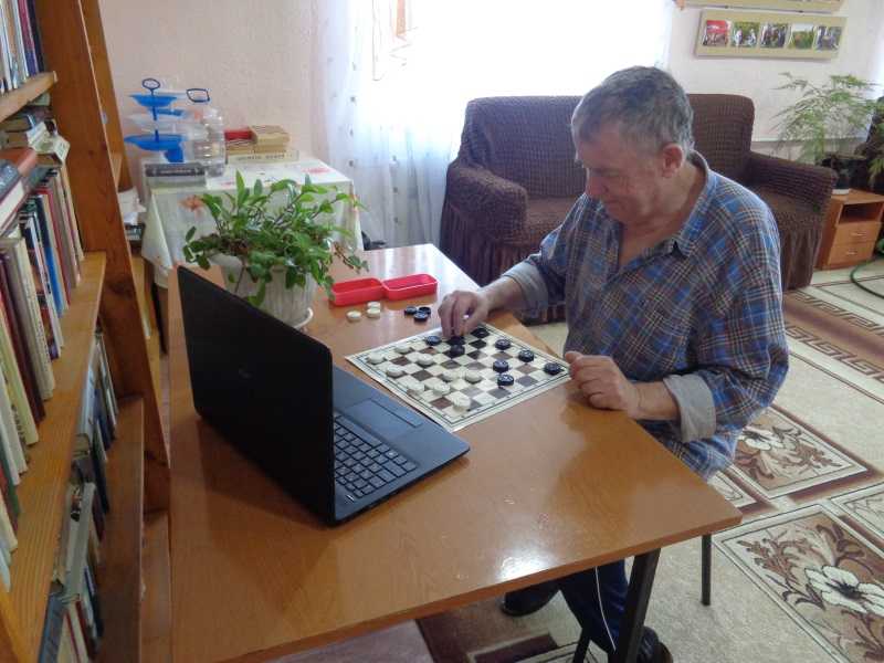 Онлайн турнир по шашкам