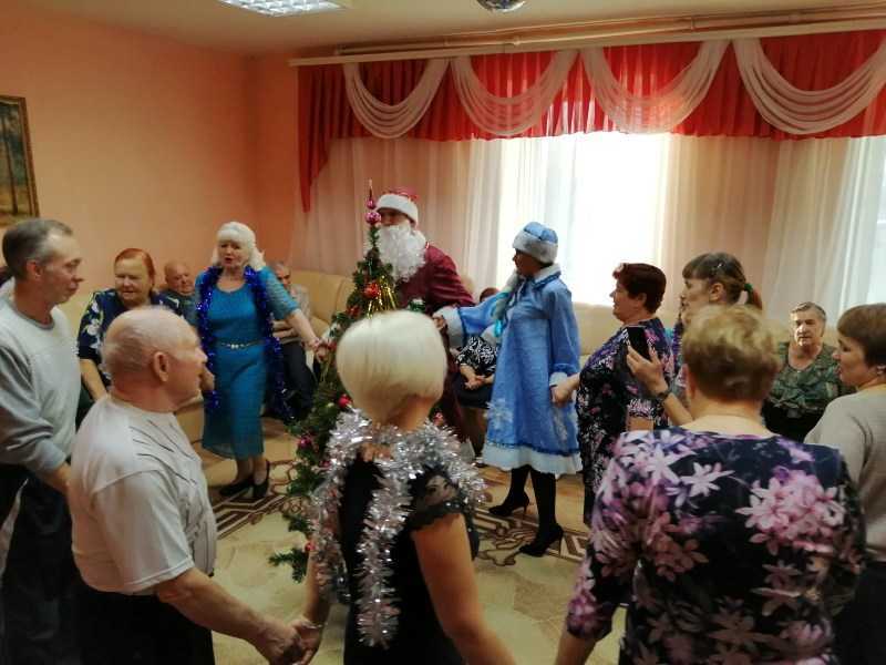 Новогодний огонек для отдыхающих