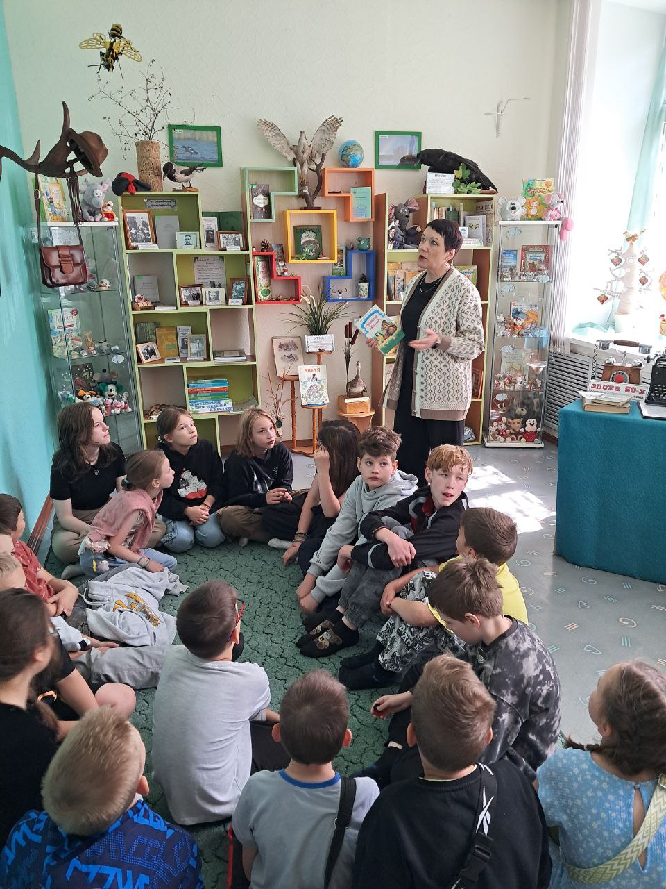 Экскурсия в библиотеку