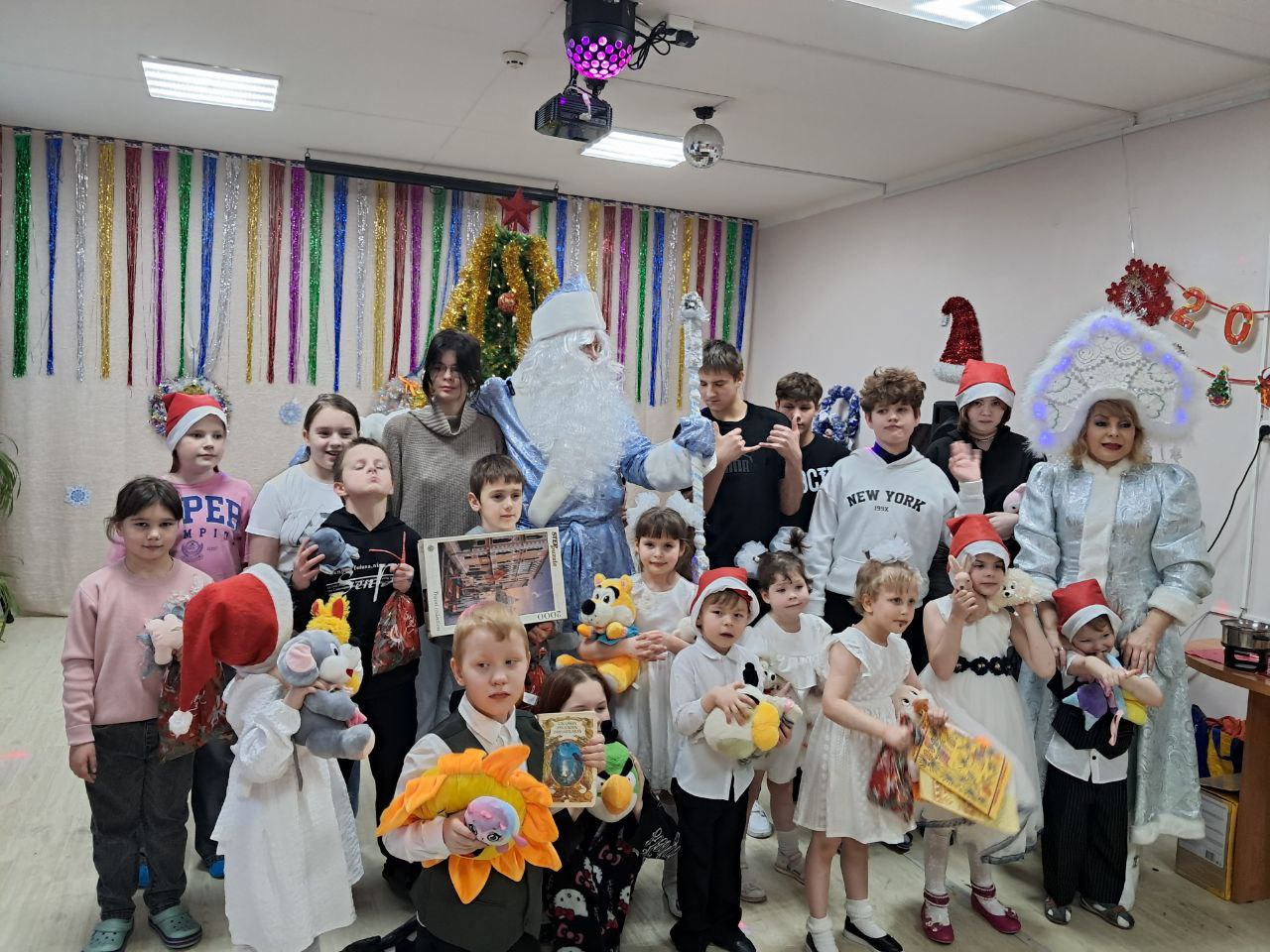 Волшебство начинается с добрых сердец! ✨