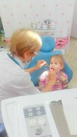Профилактический осмотр врача - стоматолога
