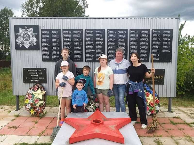 Участники клуба «Голуби мира» провели акцию «Мы помним»! 