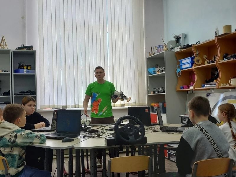 Весенние каникулы в гостях у творчества!