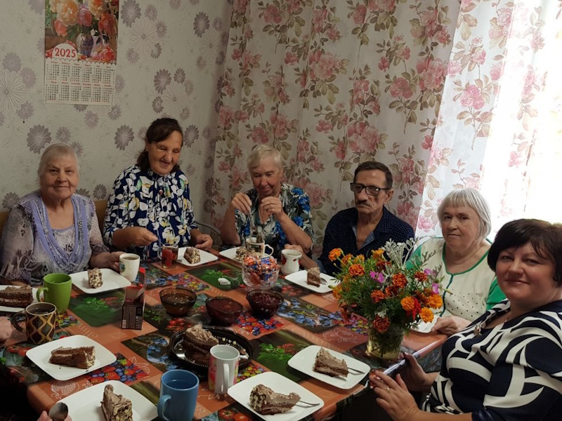 Осенние посиделки под названием «Мы за чаем не скучаем!»