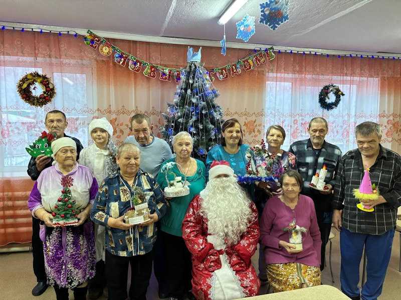 Рождественские чудеса в доме престарелых.