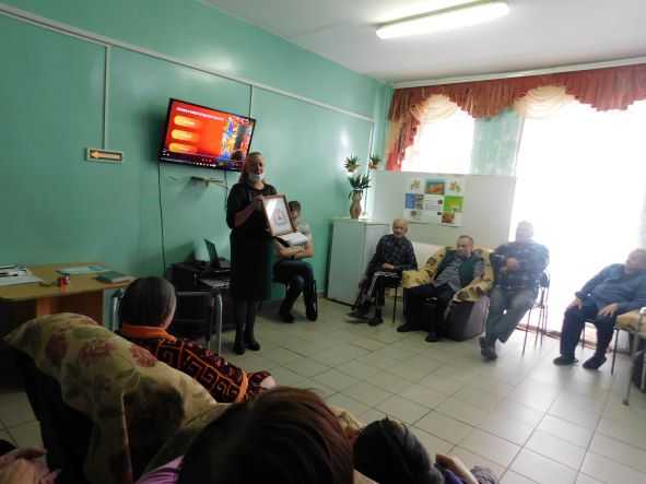 1 ноября сотрудники поселковой библиотеки провели мероприятие «Вот она какая- сторона родная» в форме мультимедийного микста. 
