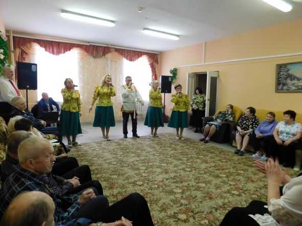 20 января в нашем доме-интернате прошел концерт творческих коллективов поселкового Дворца культуры. 