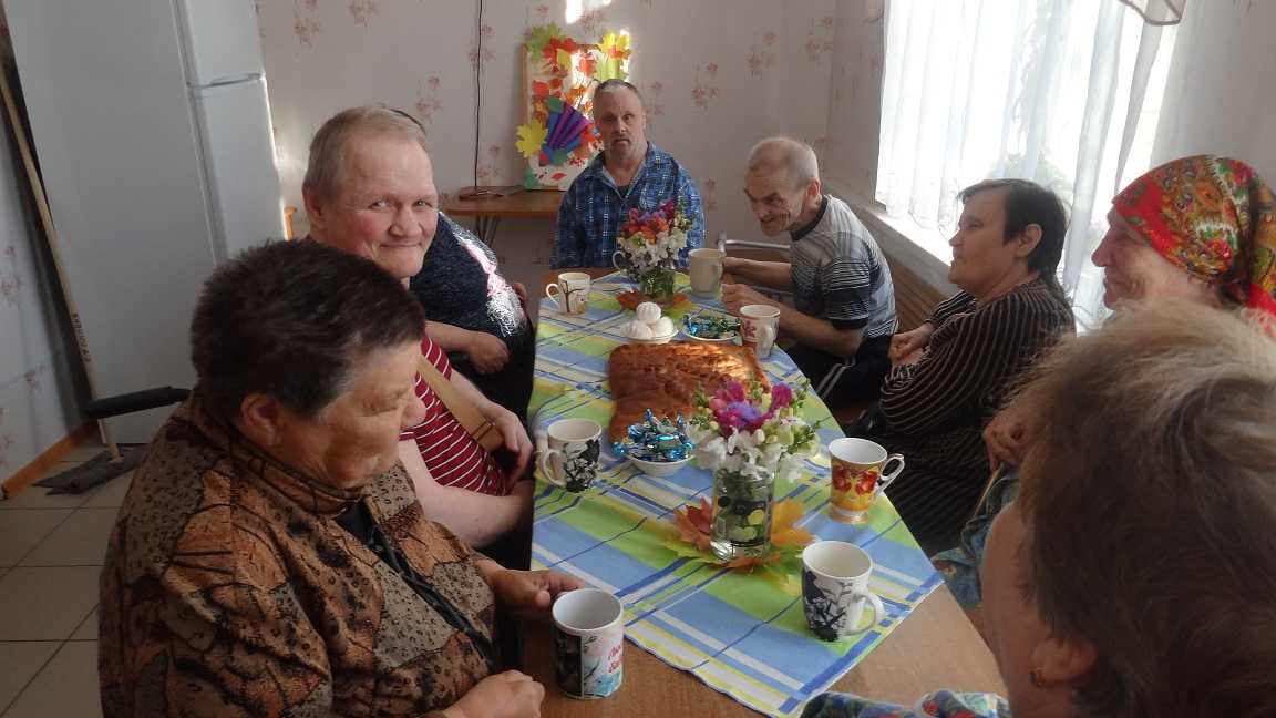 Празднуем Декаду пожилых людей.