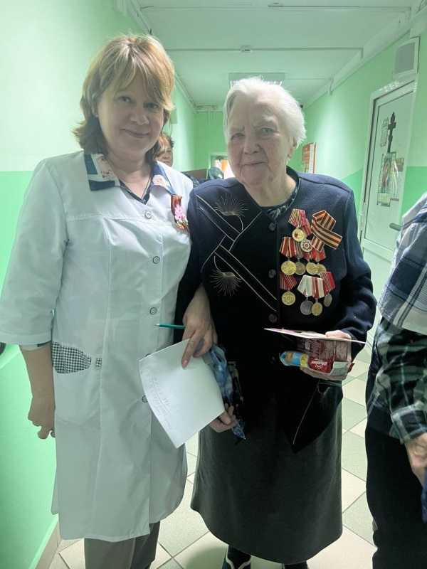 Выражаем огромную благодарность ребятам, всему педагогическому составу, родителям за подарки и поздравления жителям нашего домика к Дню Великой Победы!!!