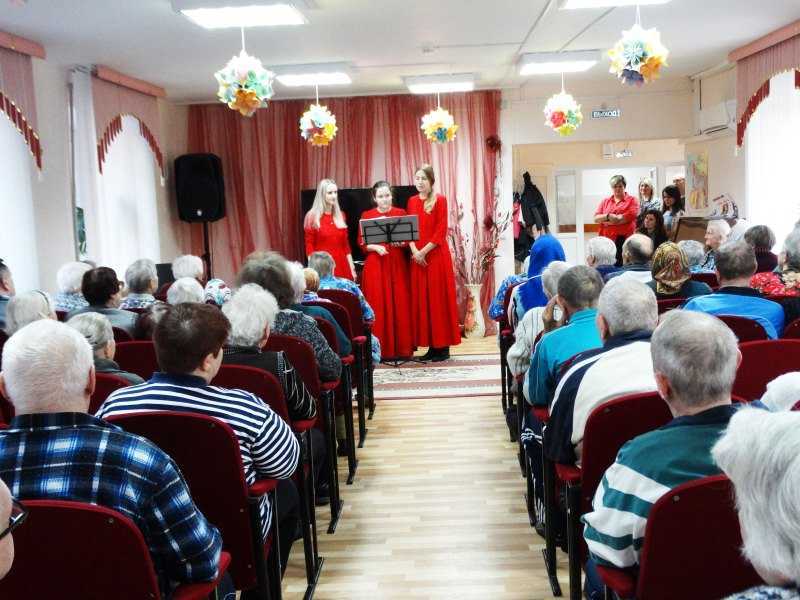 Поздравления от сотрудников ПАО Сбербанка.
