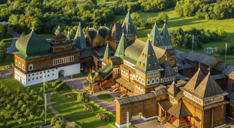  Виртуальный тур по Дворцу царя Алексея Михайловича.